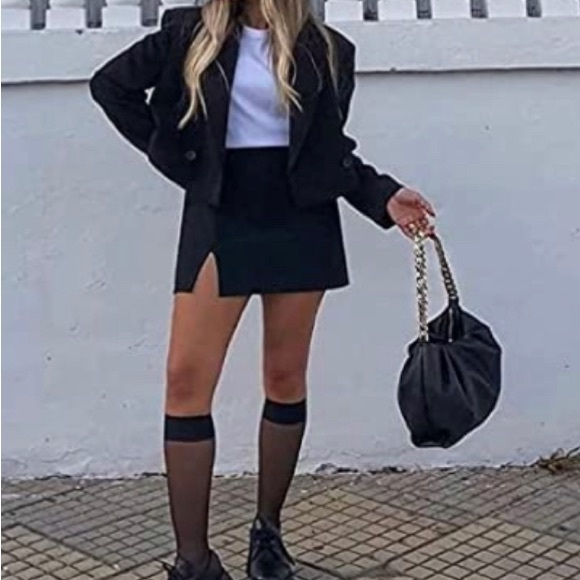 Hollowed out fishnet style knee or over the knee black fashion knee sock… - Picture 13 of 15